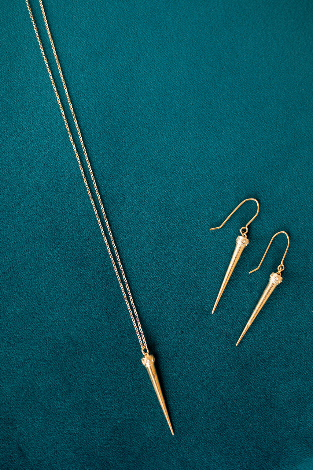 Thorn Necklace